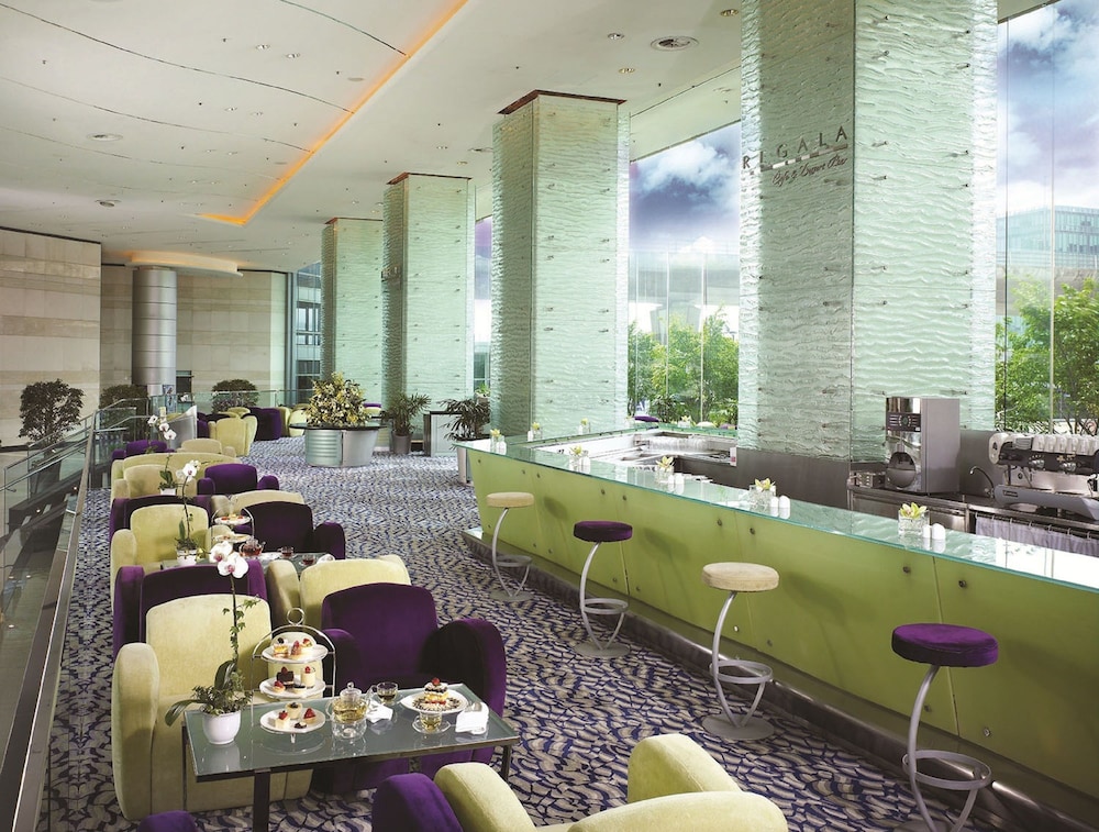 Regal Airport Hotel 54/67