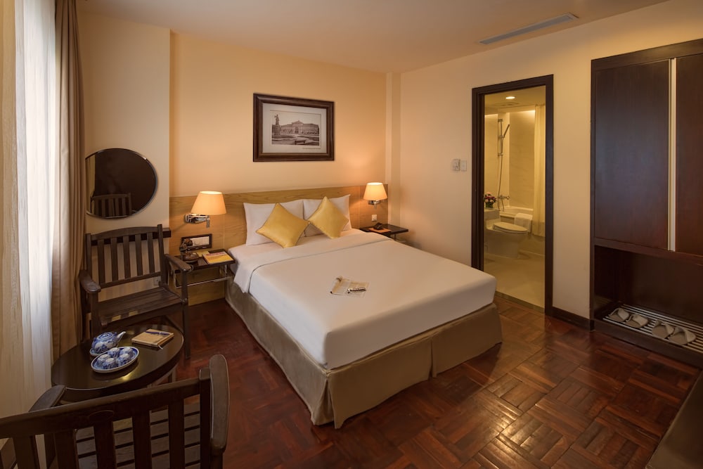 Palace Hotel Saigon 17/50