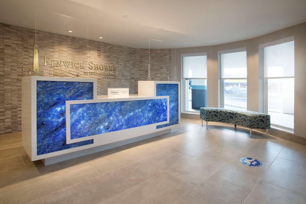 Fenwick Shores, Tapestry Collection by Hilton 23/57