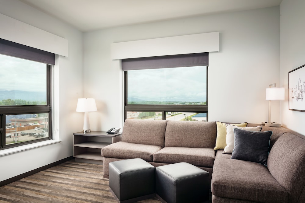 Hyatt House Anchorage 37/62