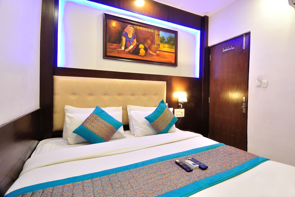 Hotel Nirmal Mahal 15/66