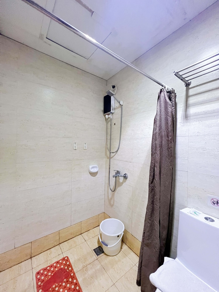Cebu Capitol Central Hotel and Suites powered by Cocotel 47/55