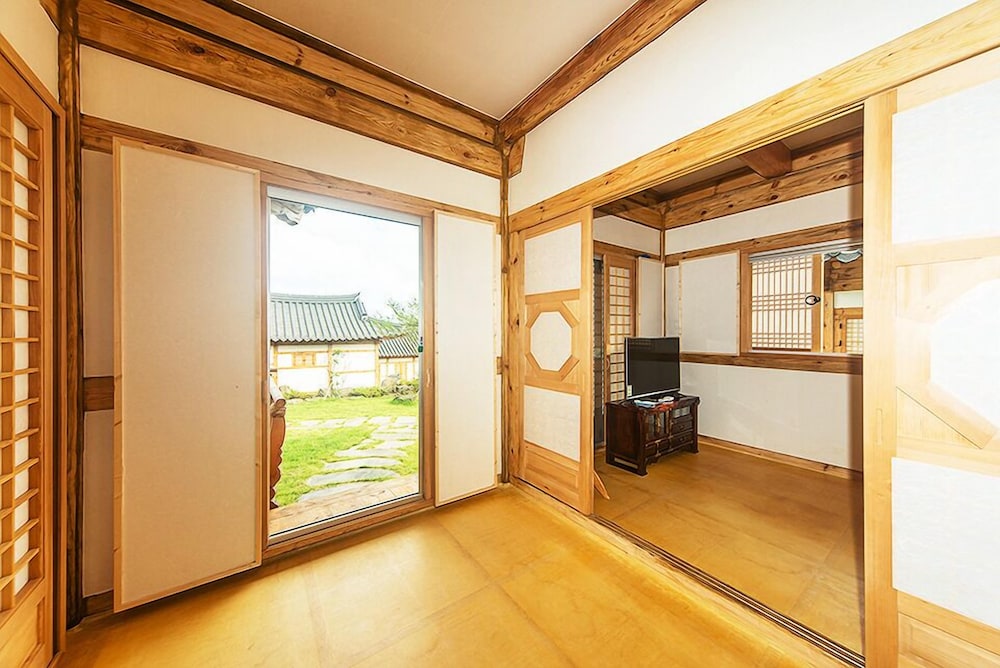 Canopus Resort Pension 15/50