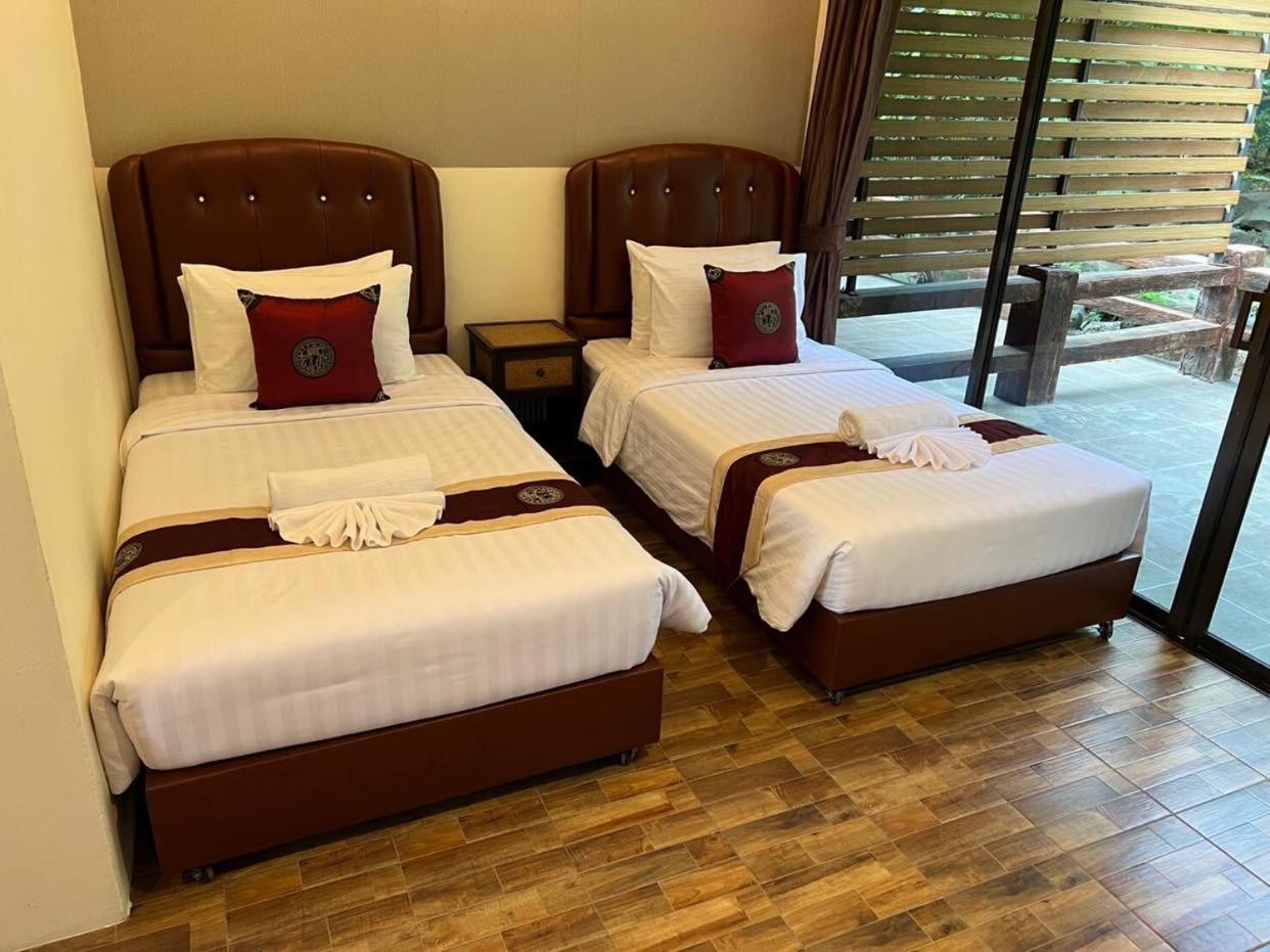 The Canal Garden Resort 5/60