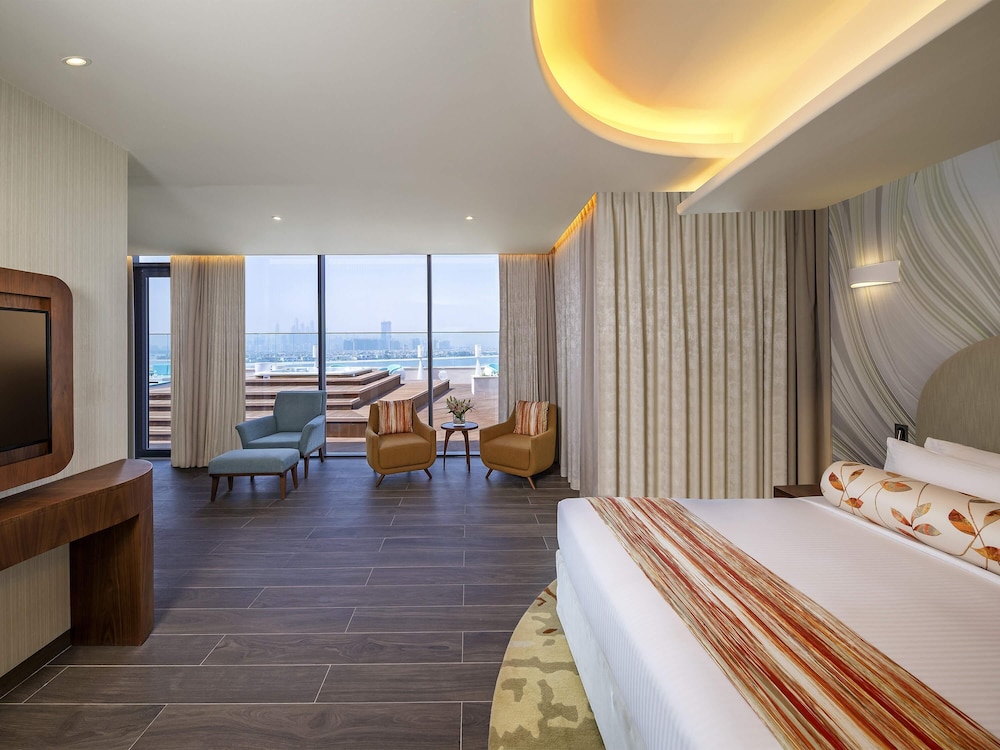 ROOF TOP, PENTHOUSE SUITE, PALM SEA VIEW, TERRACE, CLUB LOUNGE ACCESS