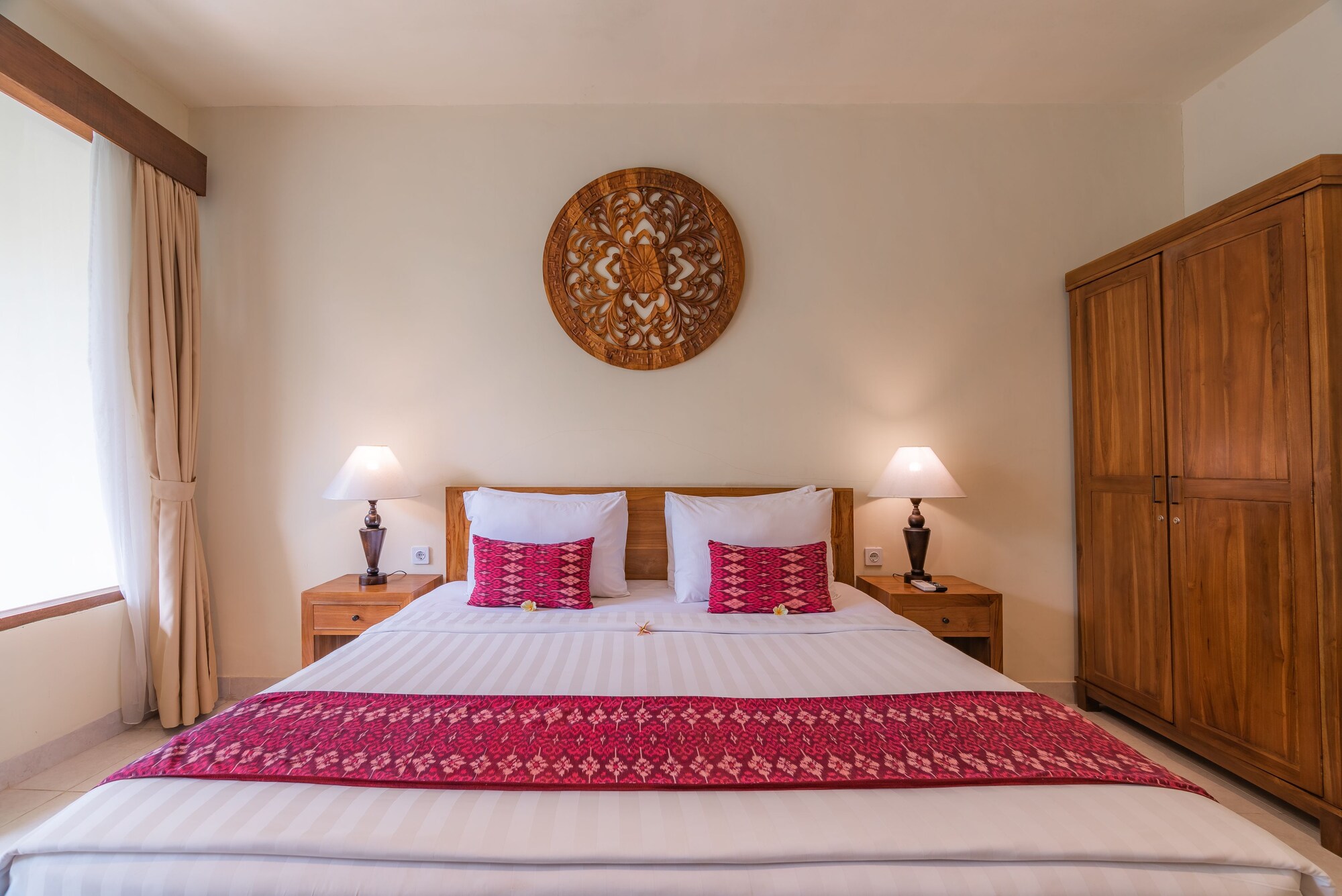 DELUXE, DOUBLE BED, BALCONY