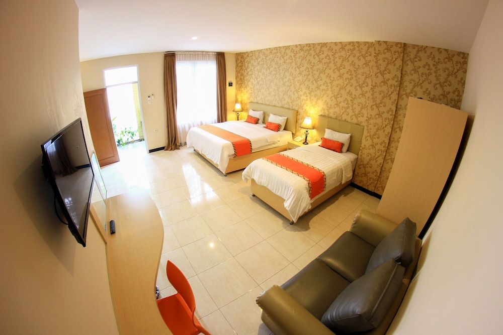Ceria Boutique Hotel 34/54