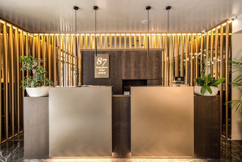 Hotel 87 Eighty-seven 7/72