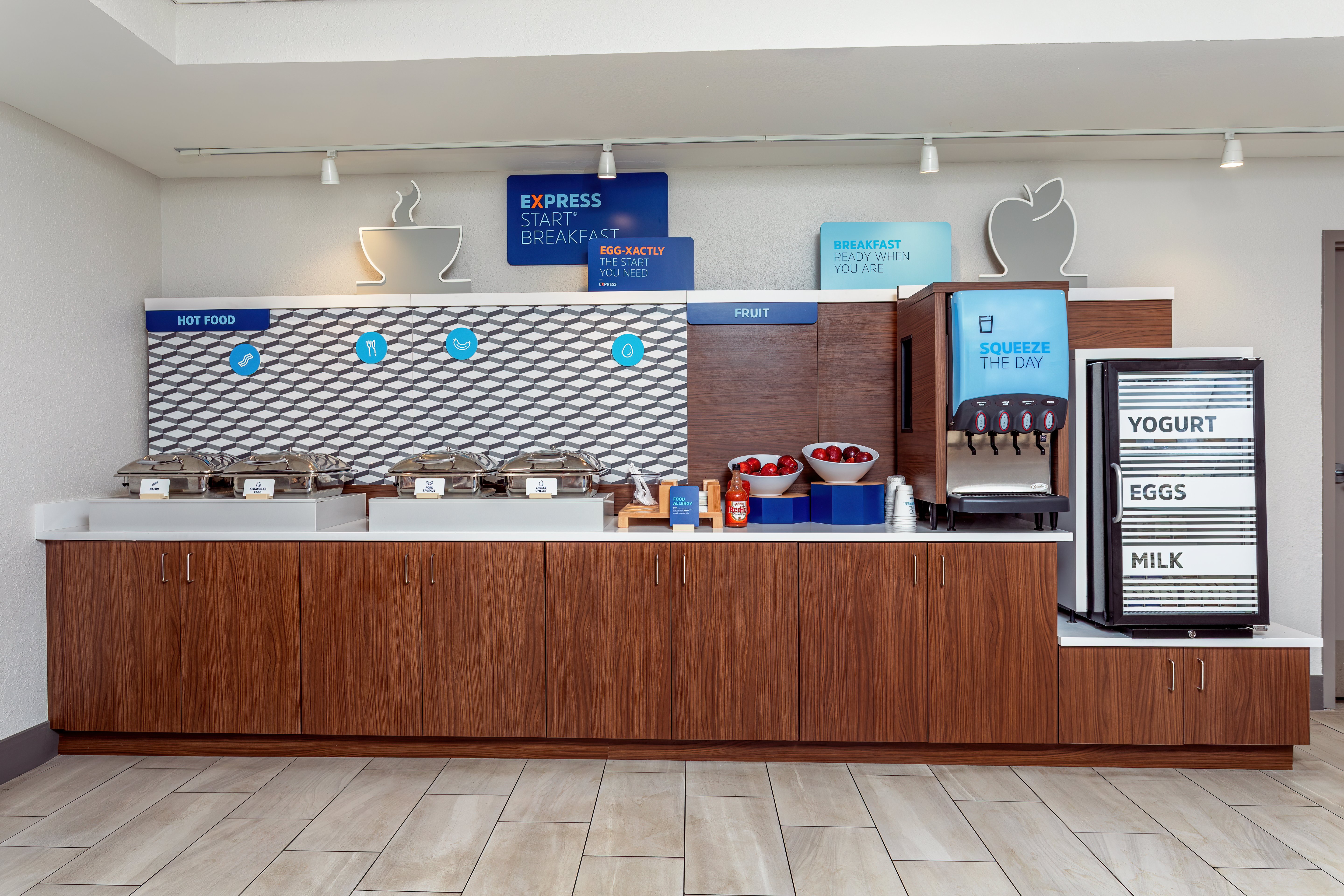 Holiday Inn Express & Suites Palm Coast - I-95 5/35