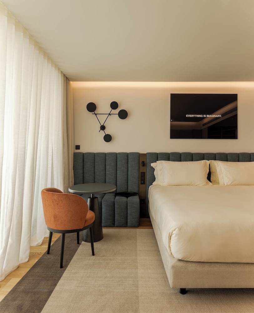 Contemporary, Twin Beds، MACAM Hotel 2/3
