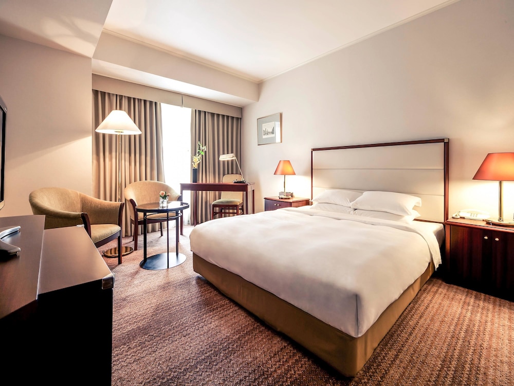 Mercure Nagoya Cypress 12/61