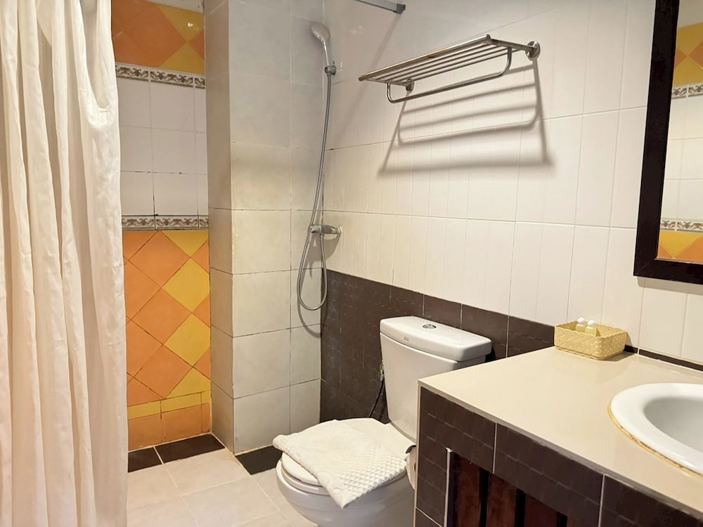 غرفة قياسية بسرير كينج، Maekhong Delta Boutique Hotel 8/8