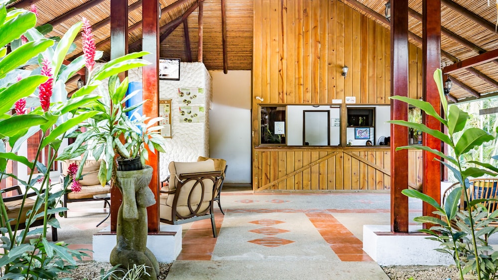 Hotel Villas Rio Mar 17/75