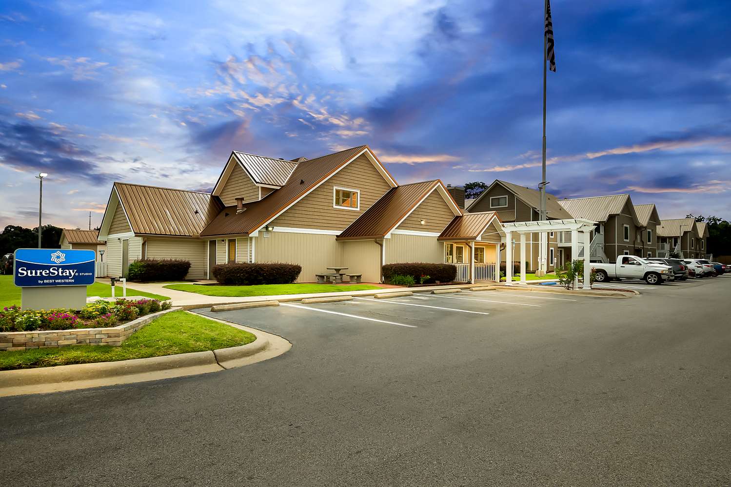 SureStay Studio by Best Western Pensacola 1/13