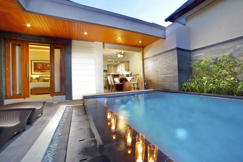 The Banyumas Suite Villa Legian 21/39