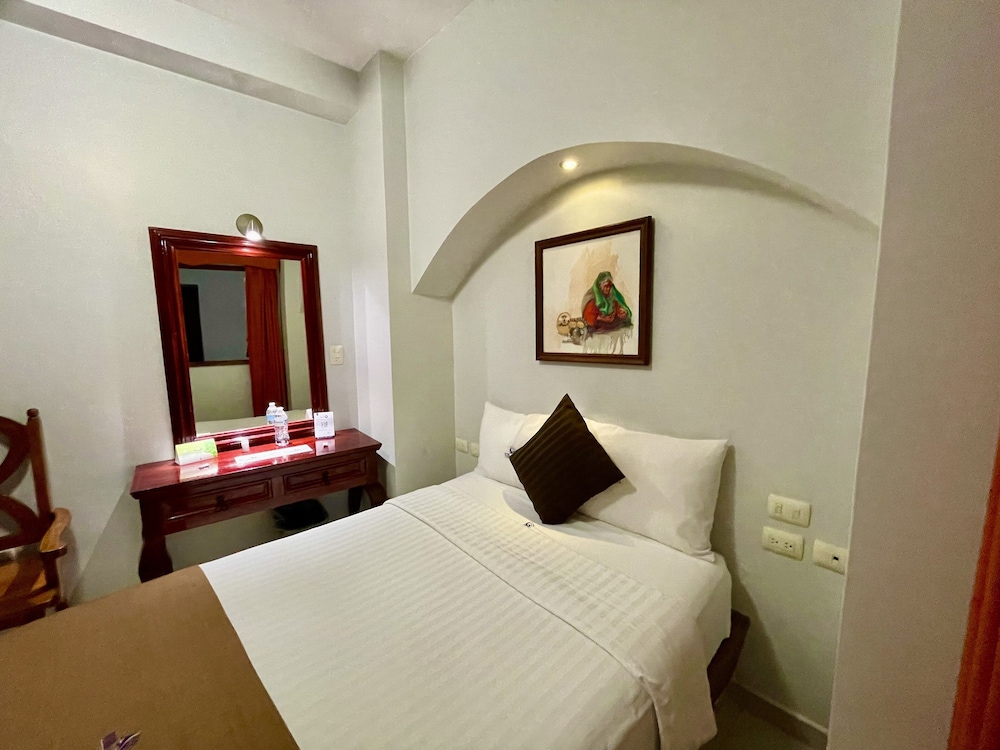 Hotel Puebla Plaza 21/50