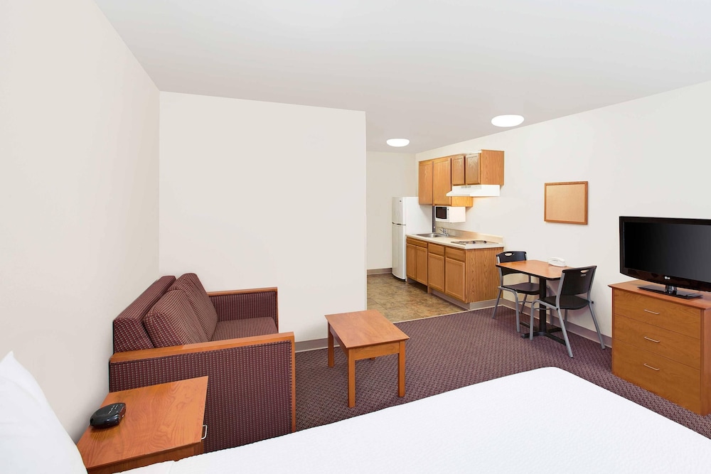 WoodSpring Suites Houston Westchase 19/32