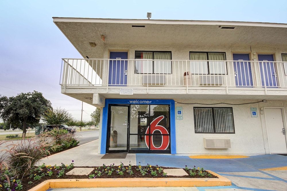 Motel6 San Marcos, TX in SAN MARCOS - TX