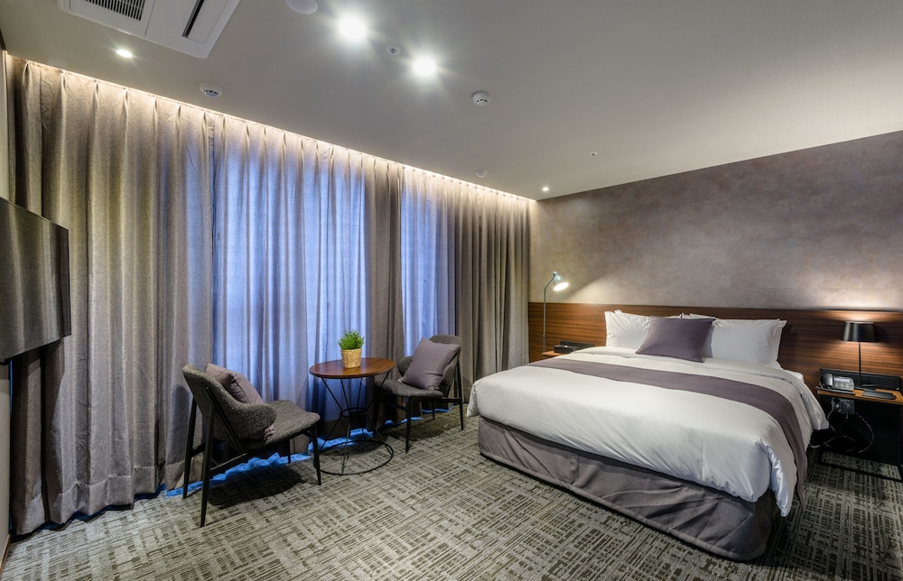 Hotel With Jeju 15/43