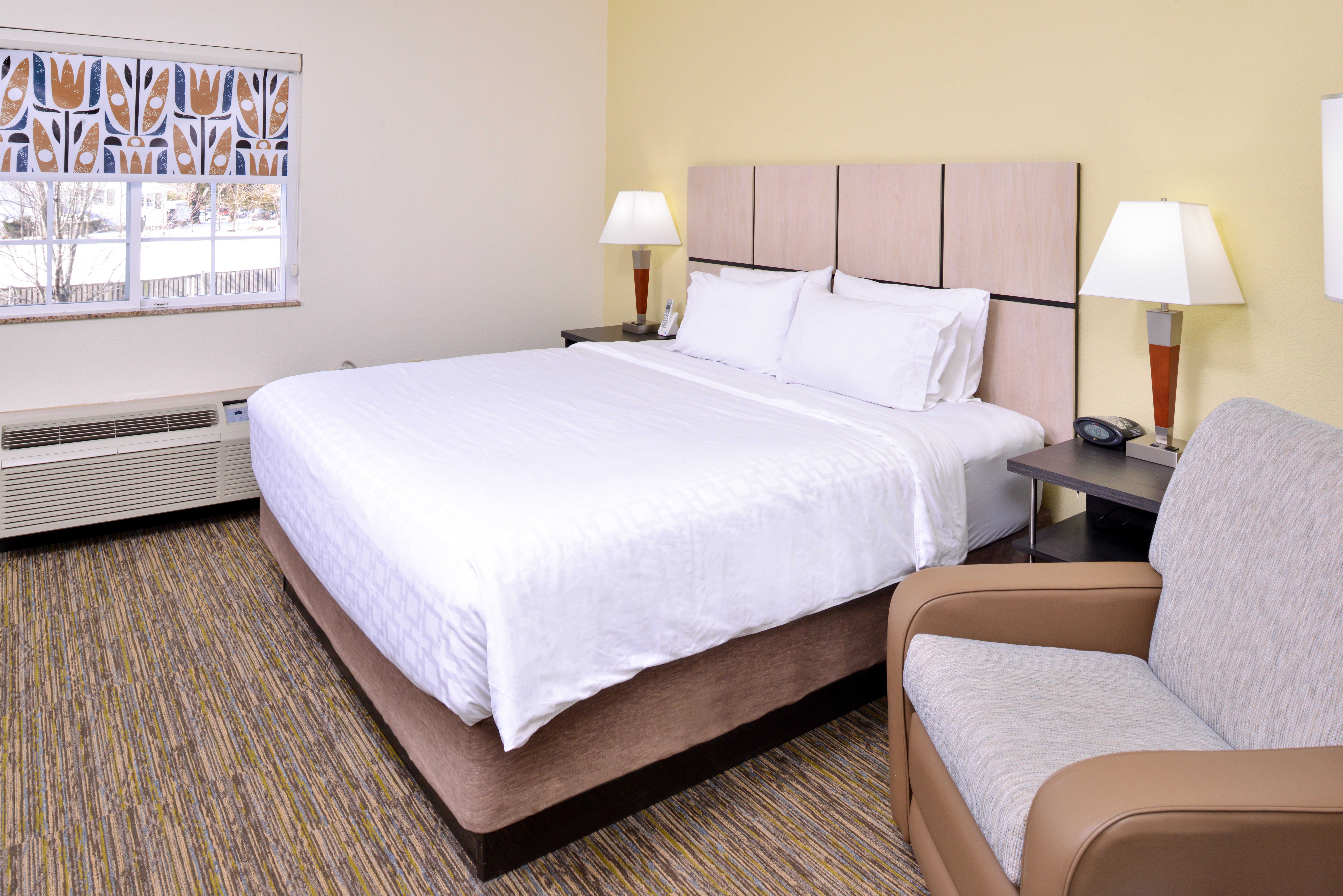Studio, Suite, King Bed, Accessible