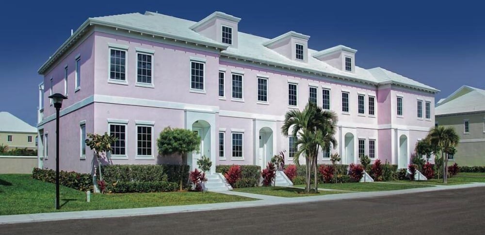 Palm Cay Beach Club & Marina 42/48