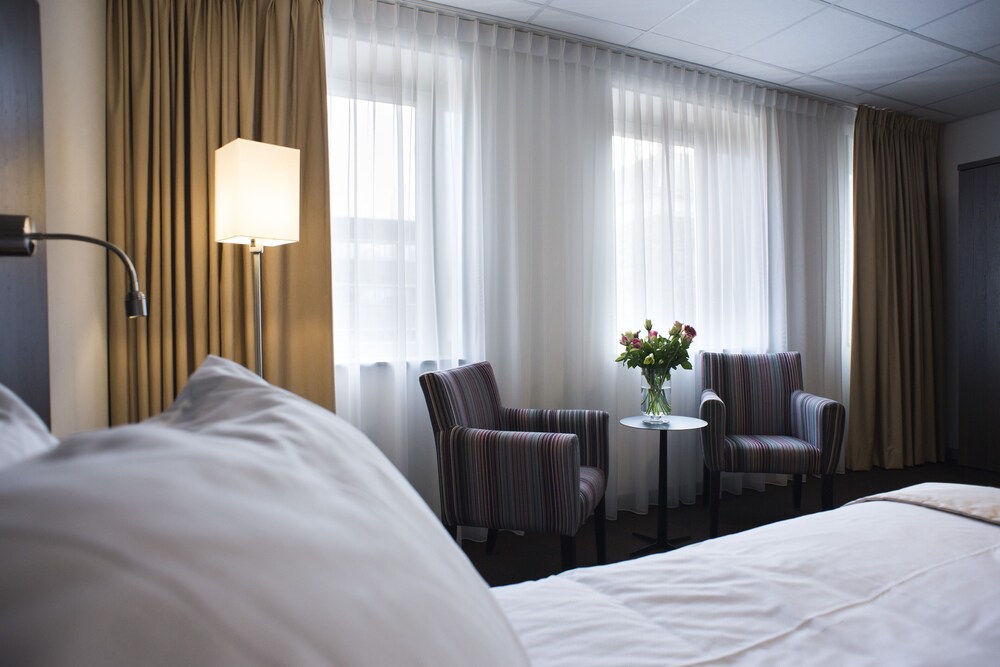 Hotel de Jonge 27/67