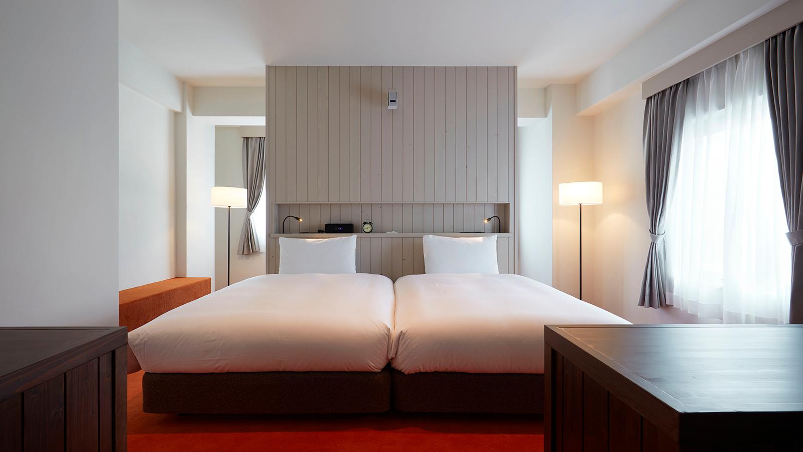 Suite, Twin Beds, Old Building