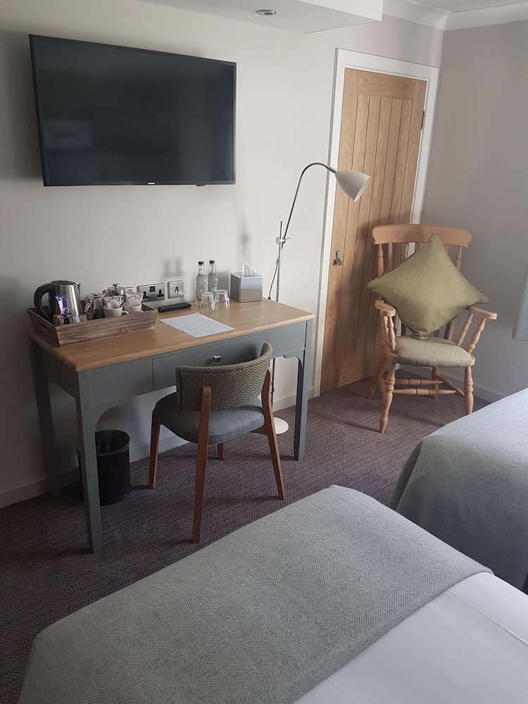 The Bluebird Inn At Samlesbury (ex Premier Inn Blackburn North West) 13/27