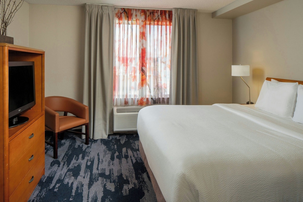 Fairfield Inn and Suites Jackson Airport 9/27