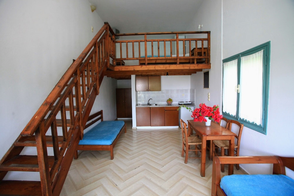 Anatoli Apartments 14/32