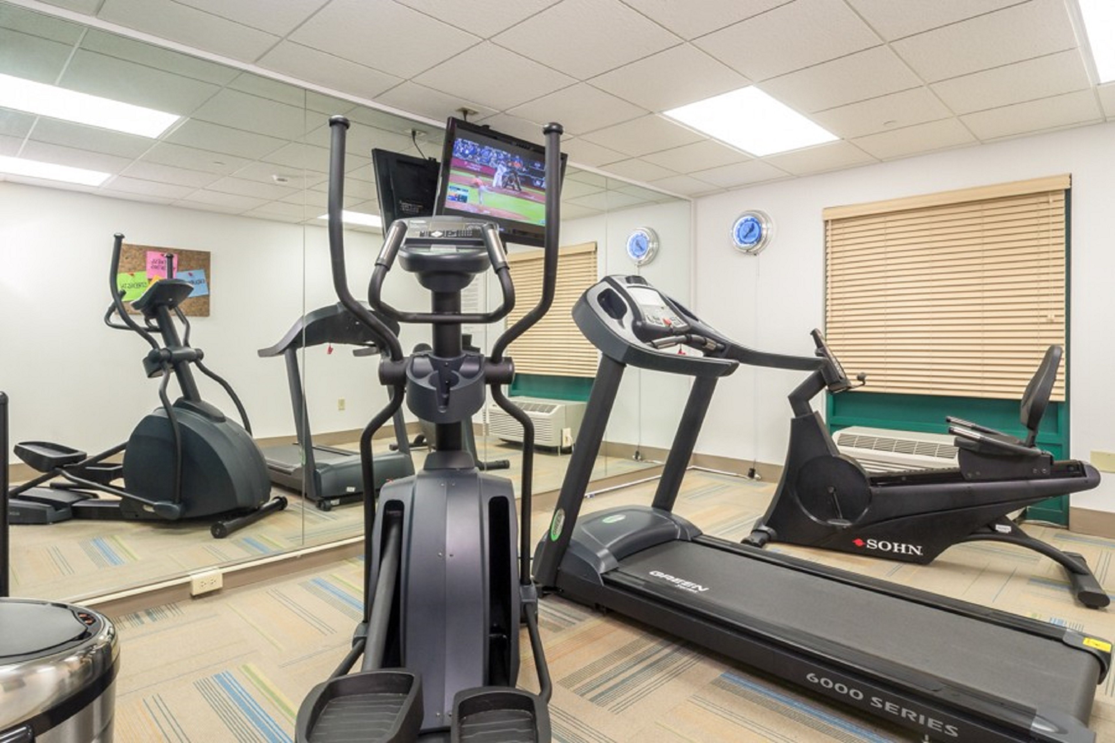 Holiday Inn Express Hotel And Suites Memphis Southwind 22/36