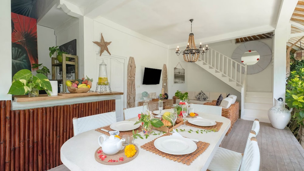 Oberoi Luxury Villas 39/50