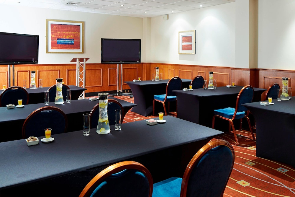 Delta Hotels by Marriott Newcastle Gateshead 39/39