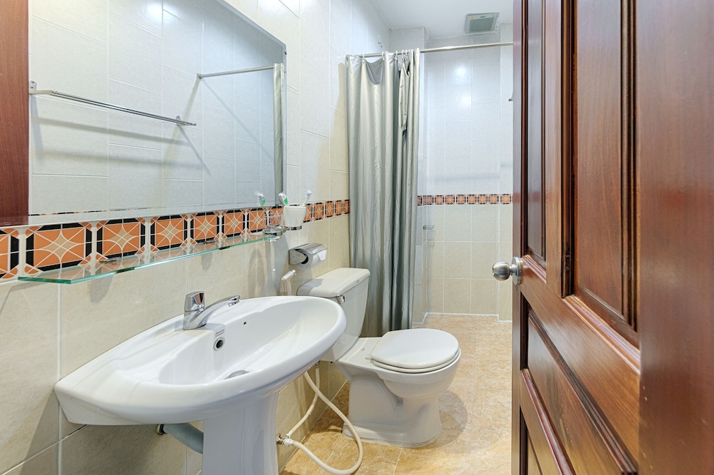 Nguyen Khang Hotel 26/30