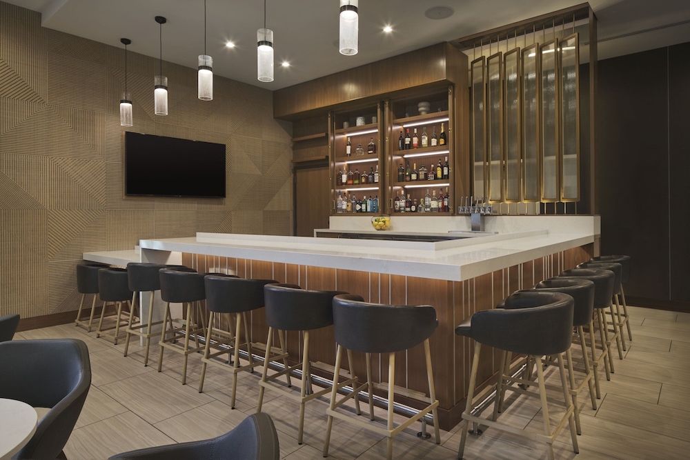 Residence Inn by Marriott Oakland Downtown 34/42
