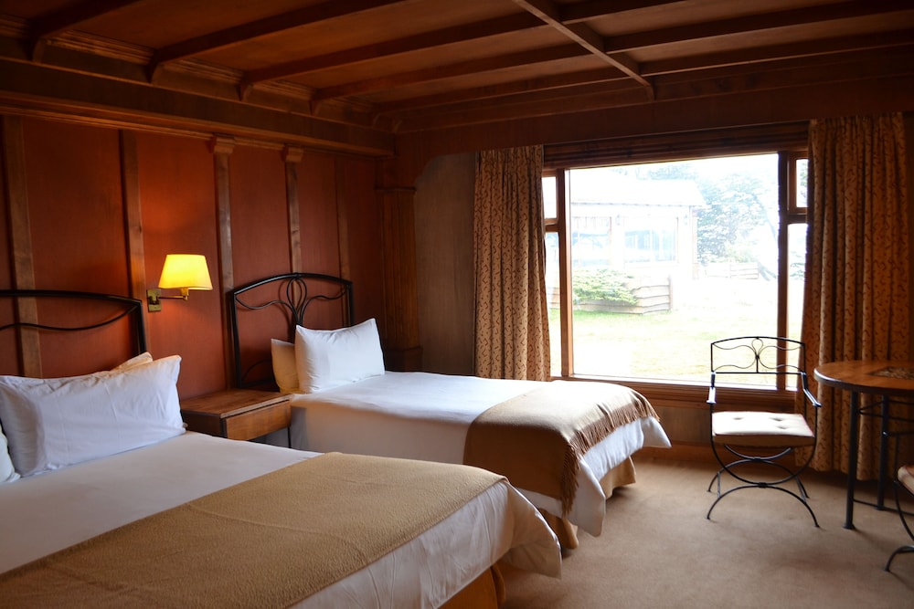 Los Nires Hotel 11/59