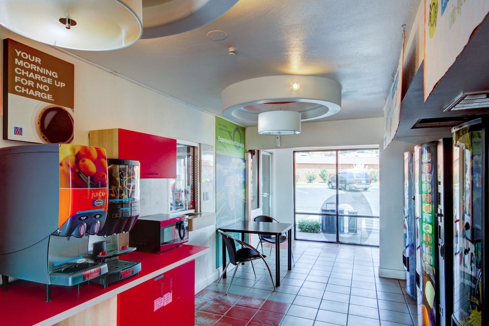 Motel6 Saint George, UT - University/Historic Downtown 36/53