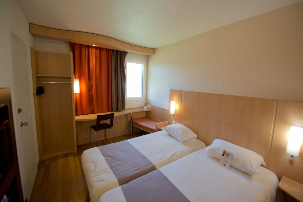 Ibis Besanon Marchaux 8/44