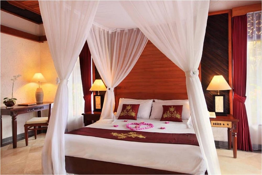 Bali Tropic Resort And Spa 28/72