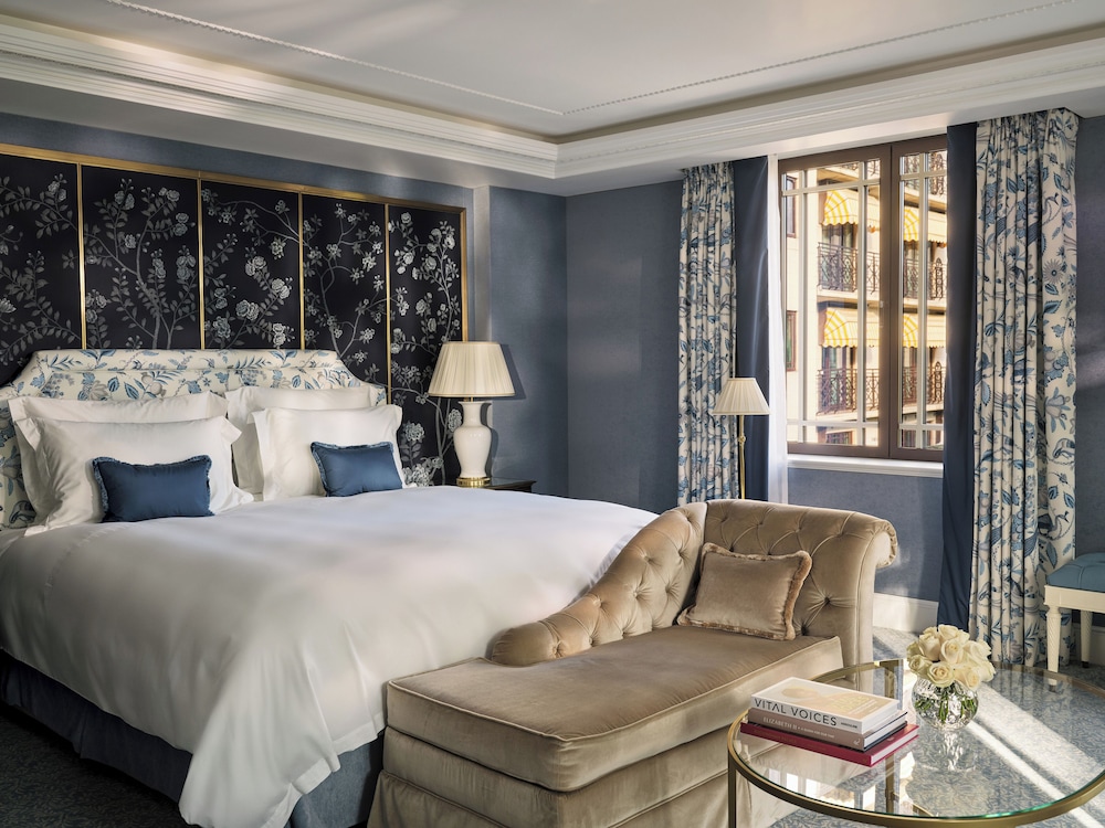 Regal, Suite, King Bed