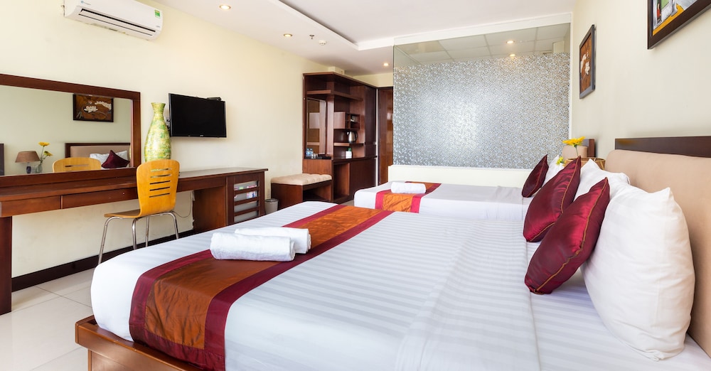 The Noble Swan Central Dong Du Hotel 28/60