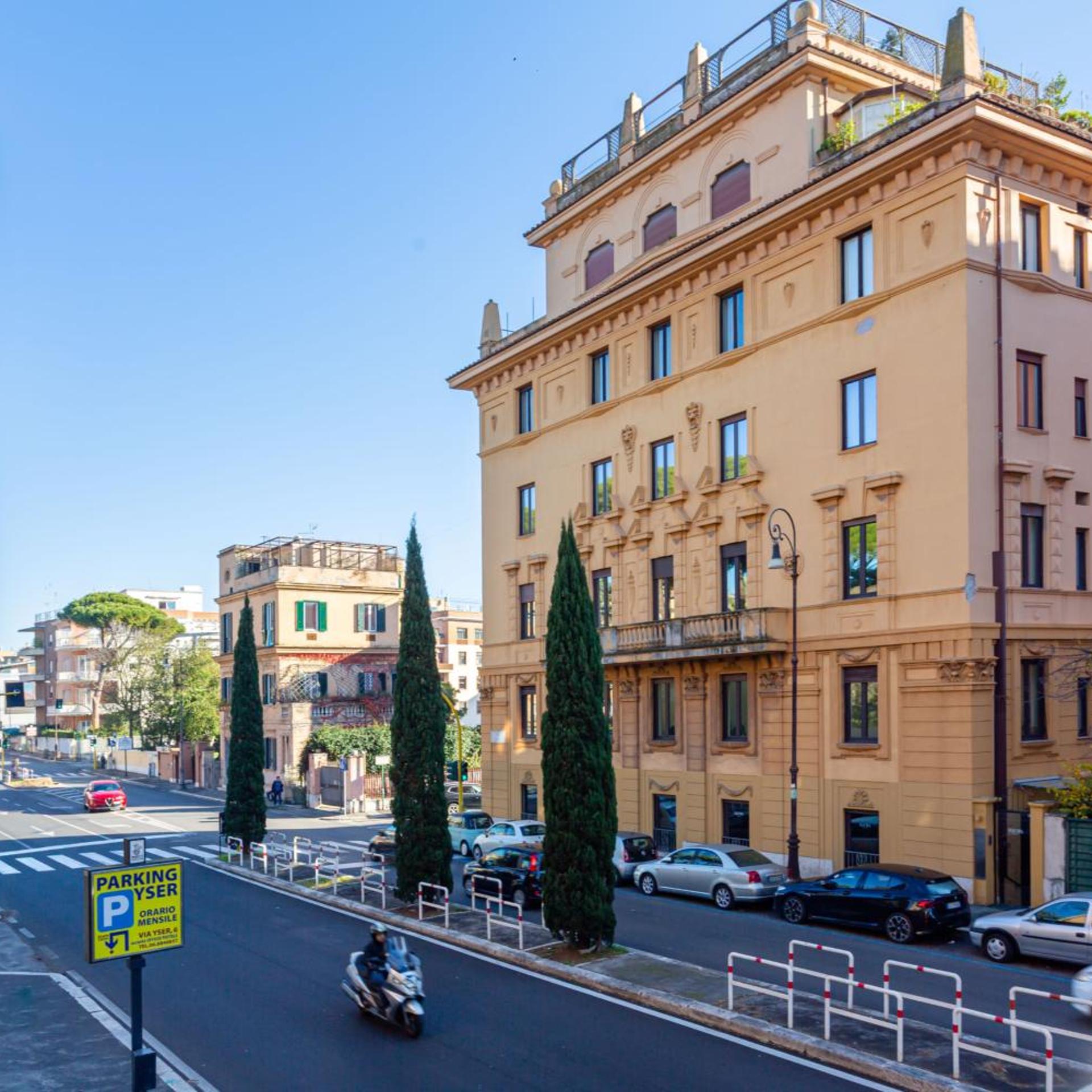 Hotiday Roma Borghese 25/29