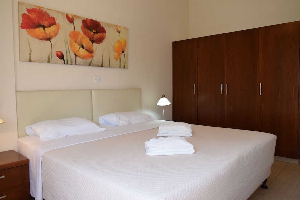 Anna Hotel Apartments 17/69