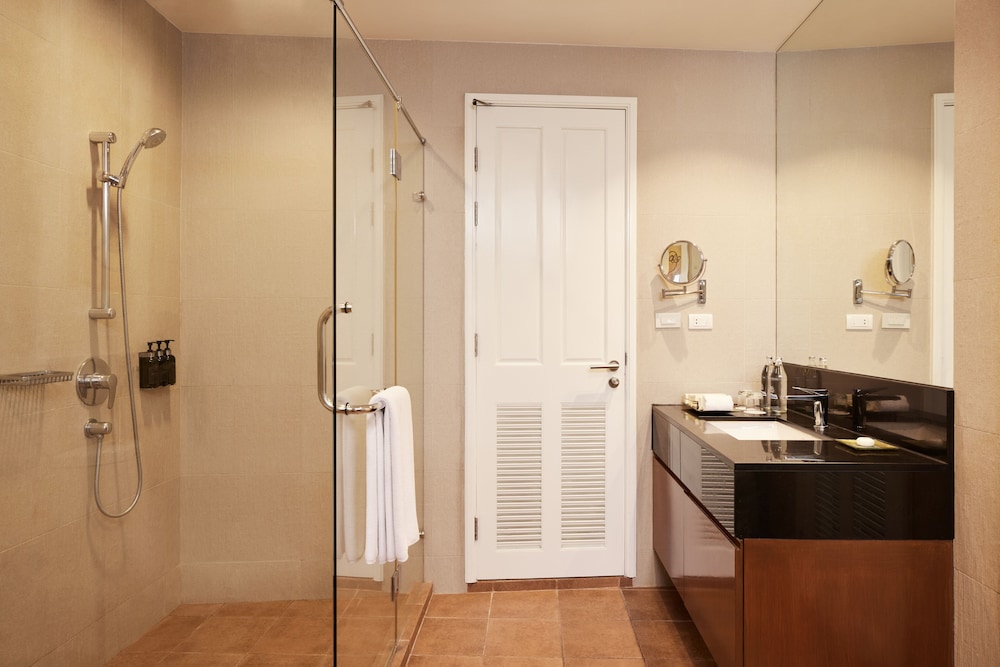 Dusit Suites Hotel Ratchadamri 72/72