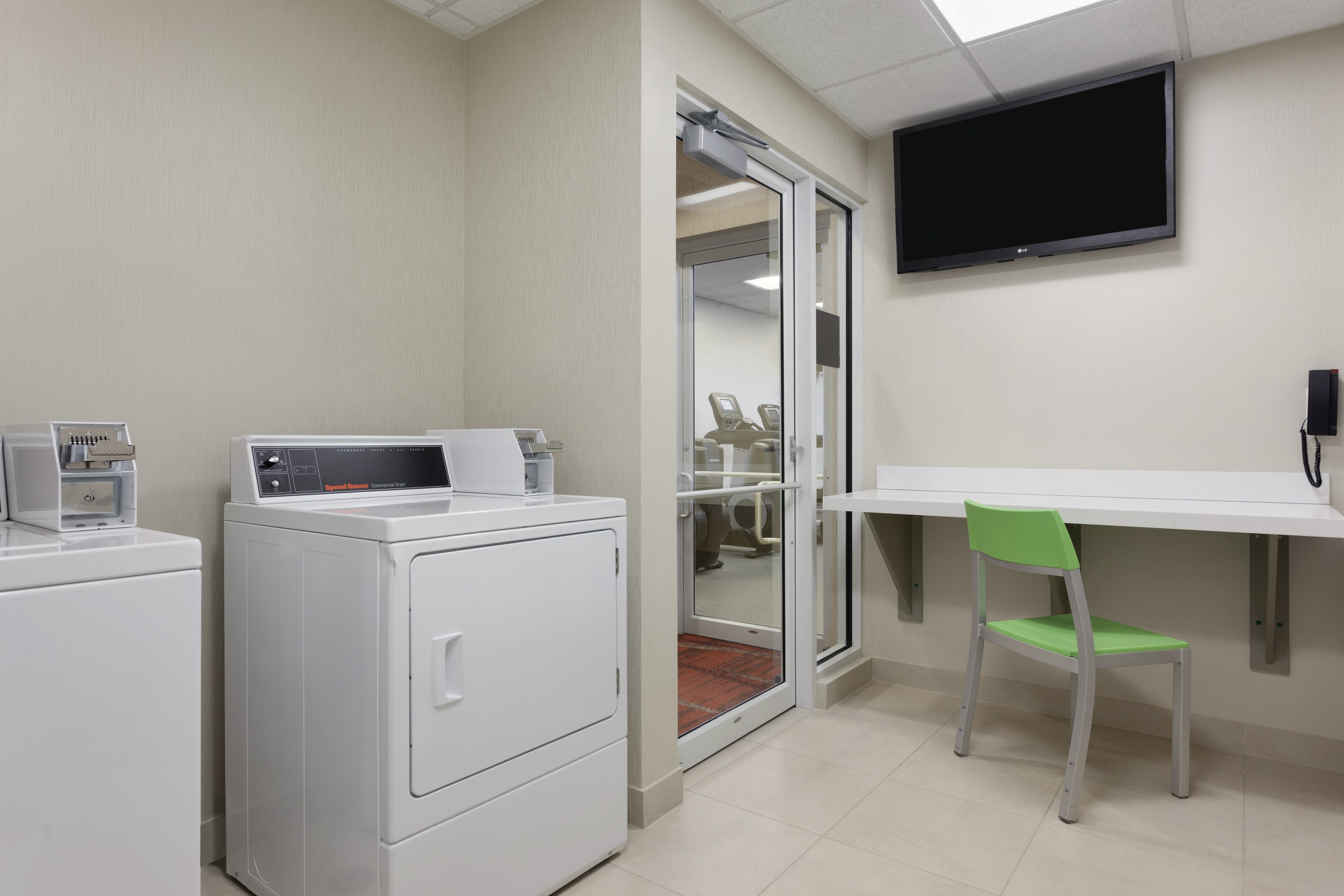 Hilton Garden Inn Falls Church 15/57