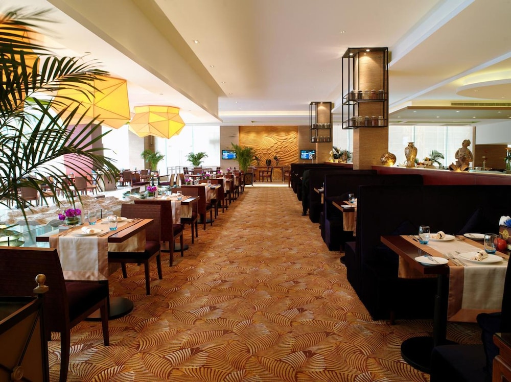 Baolong Hotel Shanghai 38/46