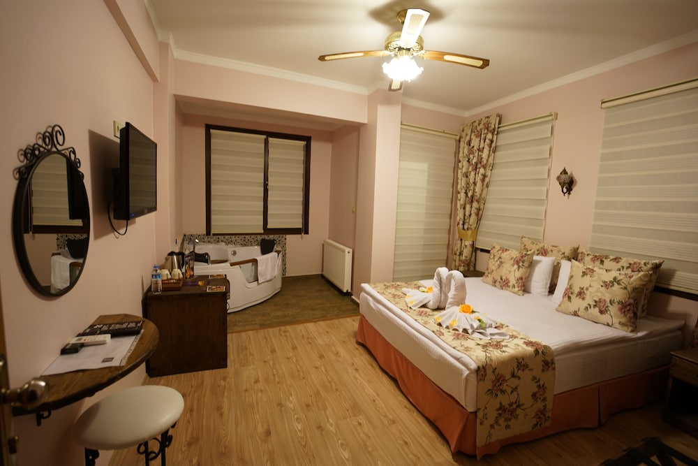 Beyaz Konak Otel 16/30