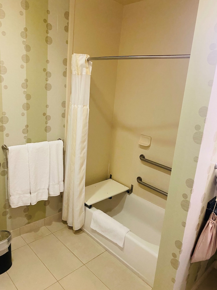 Hilton Garden Inn Fort Worth Alliance Airport 12/59