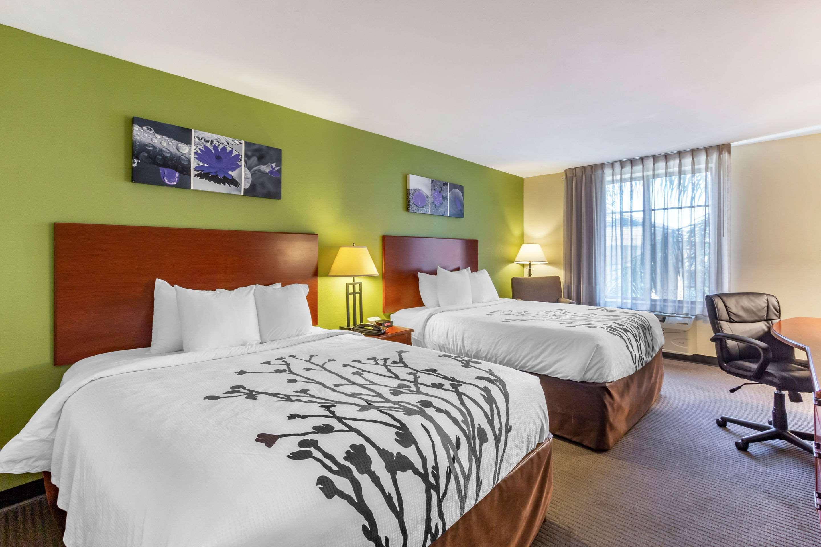 غرفة رباعية بسرير كوين لذوي الإعاقة، Sleep Inn & Suites Jacksonville West 2/2