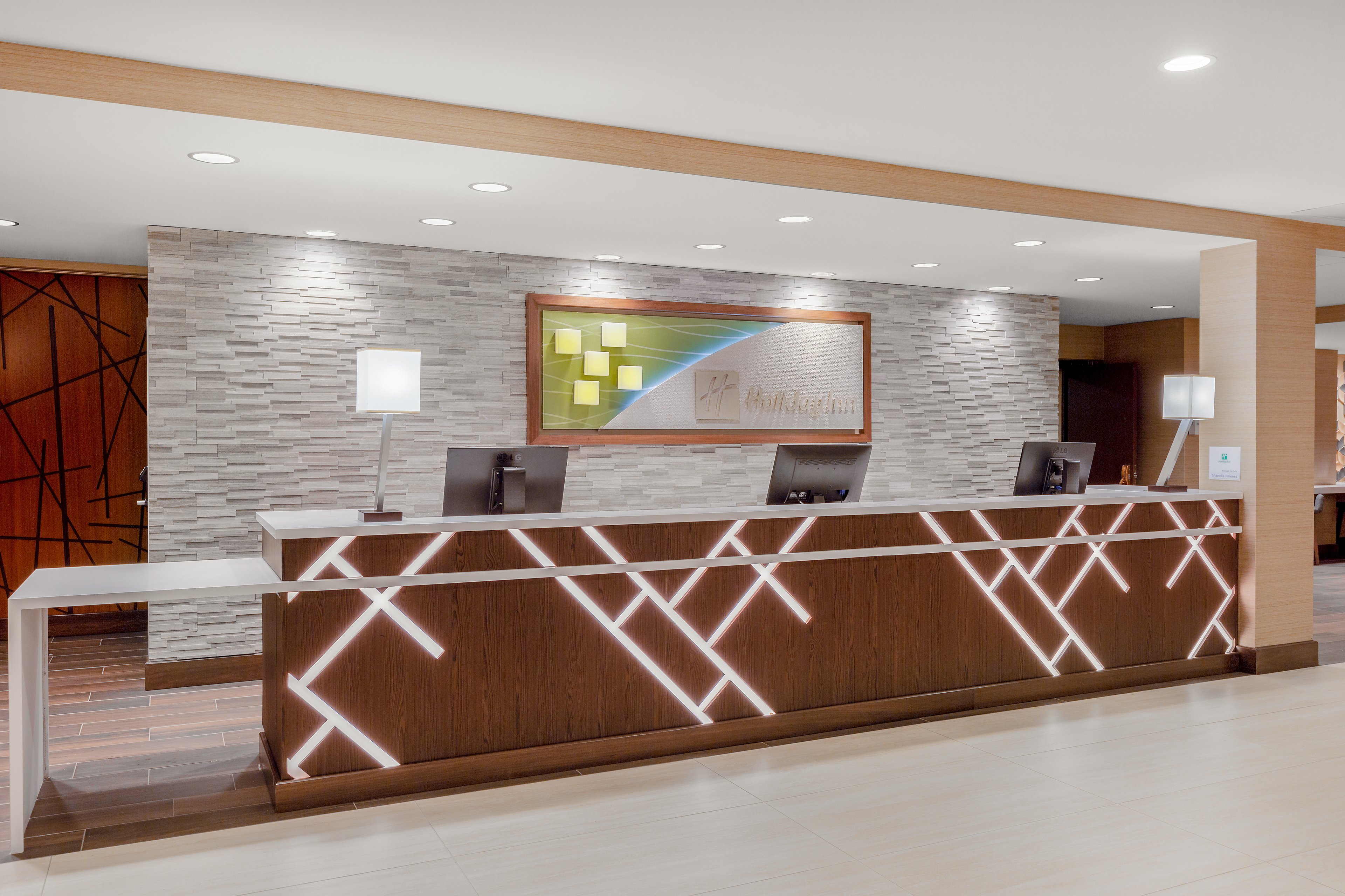Holiday Inn La Mirada 4/54